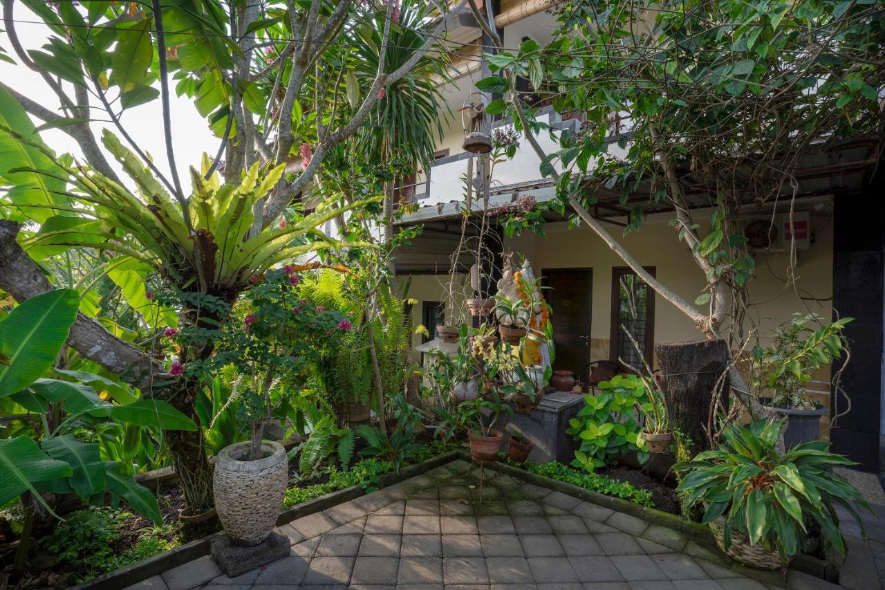 Terrace Garden Homestay And Spa Jimbaran Exterior foto